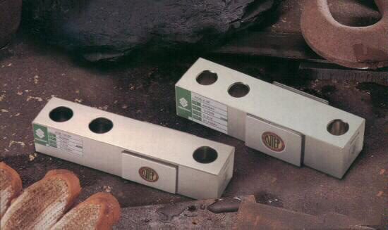 1601357183502647.jpg 046363477209909662661675193.jpg