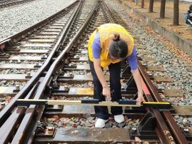 數顯軌距尺.png 數顯軌距尺.png