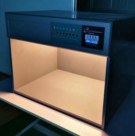  D65標(biāo)準(zhǔn)光源，人工日光