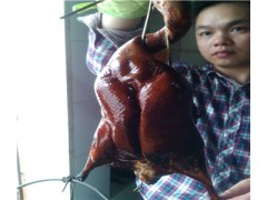 廣式燒鴨培訓(xùn),燒鵝技術(shù)哪里學(xué)好,脆皮烤鴨配方培訓(xùn)