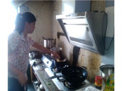 哪里有學砂鍋麻辣燙配方,骨湯麻辣燙技術培訓 四川麻辣燙做法