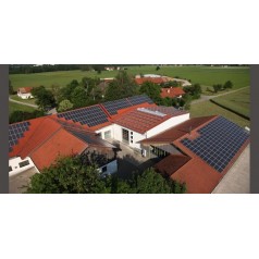 專業(yè)承接家用光伏屋頂安裝方案設計、電站施工建設、后期運行維護