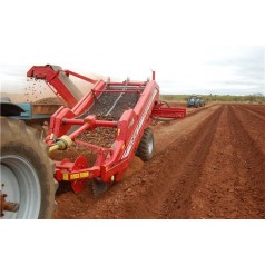 農田撿石機產品簡介  拖拉機牽引大型撿石頭機械