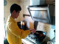 東莞麻辣燙培訓,重慶麻辣燙技術哪里學,砂鍋菜怎么做